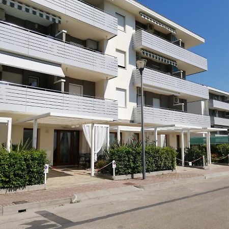 Condominio Diana Est- Gemini 比比翁 外观 照片