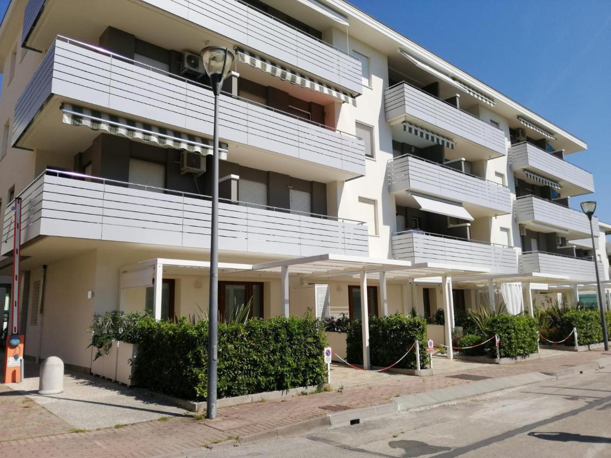 Condominio Diana Est- Gemini 比比翁 外观 照片