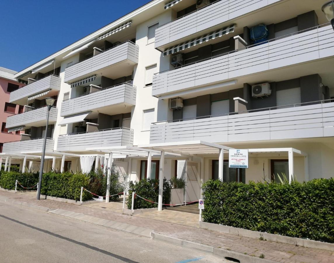 Condominio Diana Est- Gemini 比比翁 外观 照片